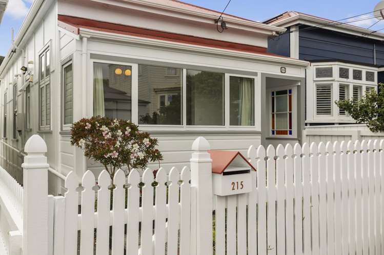 215 Rintoul Street Berhampore_14