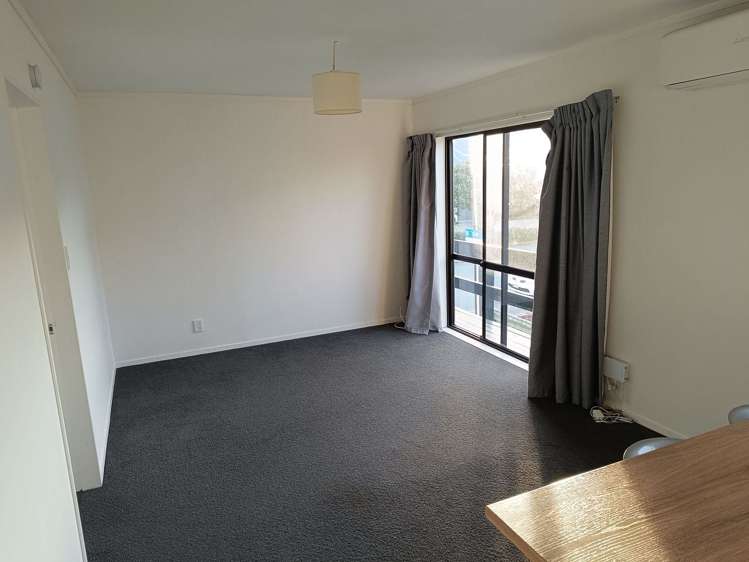 2/615 Evans Bay Parade Kilbirnie_2