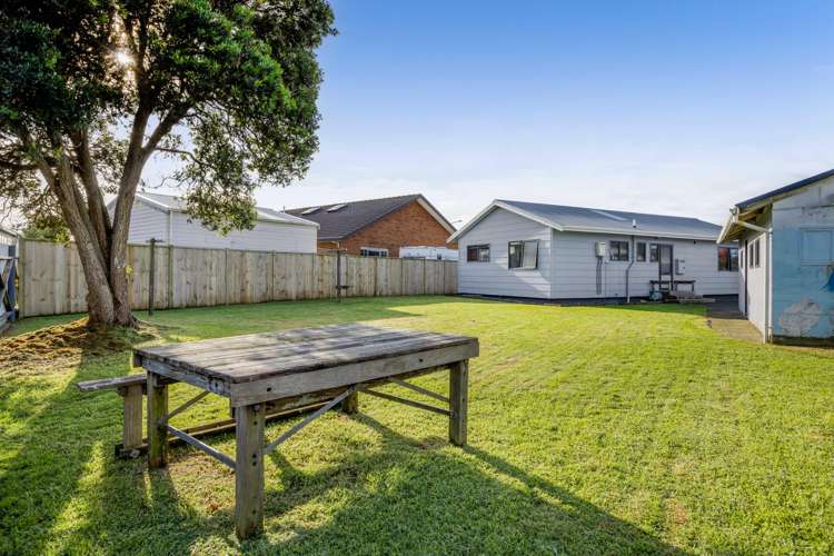 23 Pohutukawa Drive Opunake_17
