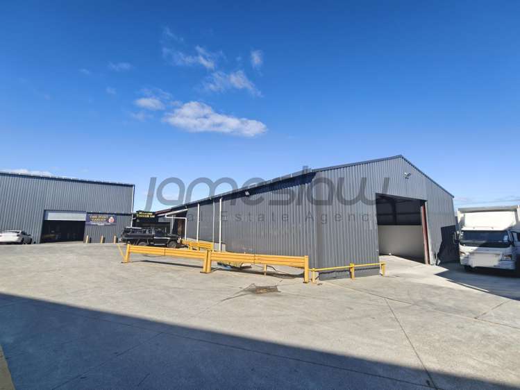 Unit E&F/3 McGee Street Otahuhu_4