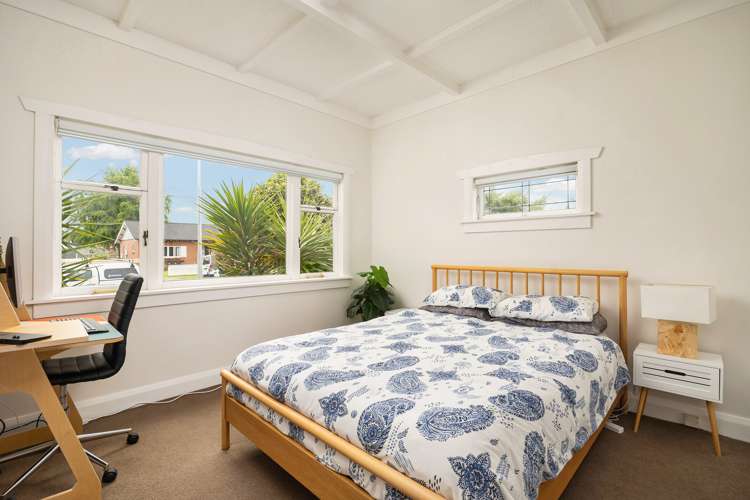 6 Phyllis Street Mount Albert_16