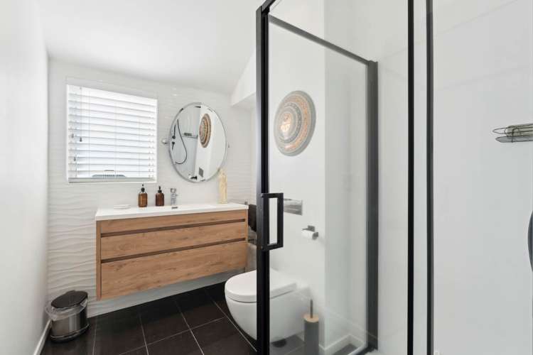 136c Bassett Road Remuera_19