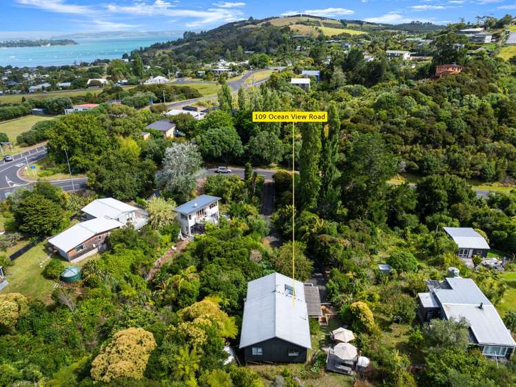 109 Ocean View Road Oneroa_16