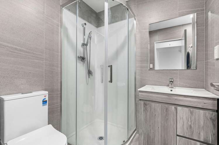 6/3 Abbotleigh Avenue Te Atatu Peninsula_11