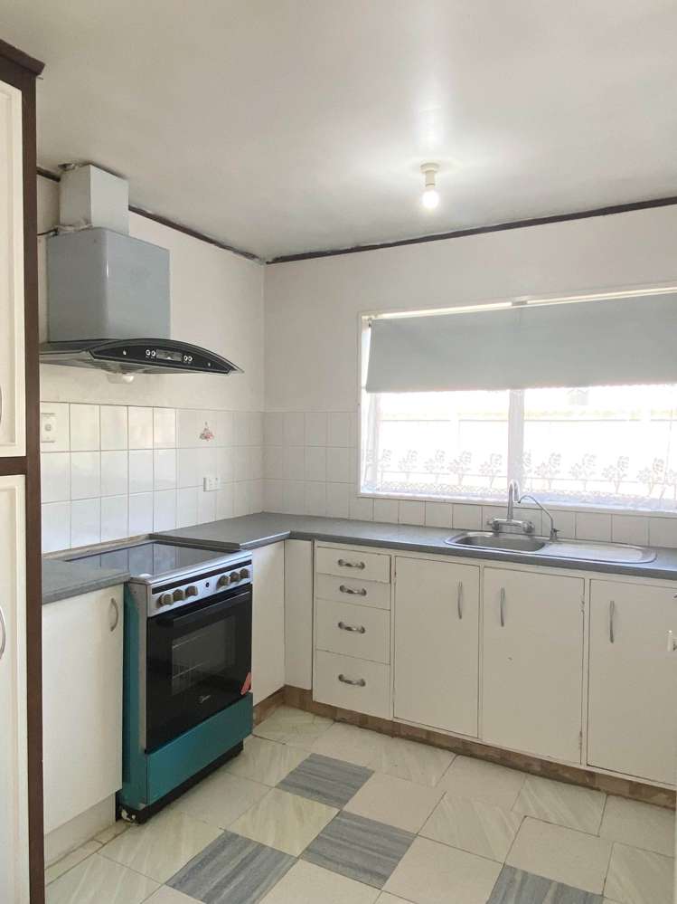 2/48 Russell Road Manurewa_6