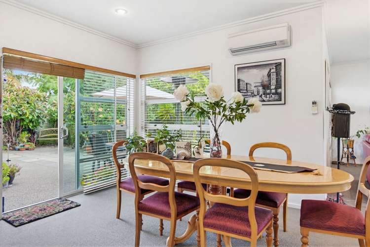 20 McNaughton Place_5