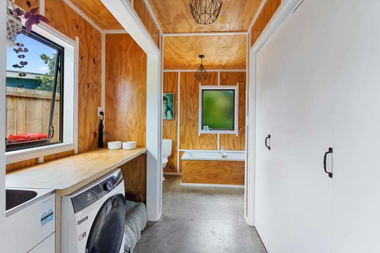 16 Ngapaki Street Waikanae Beach_10