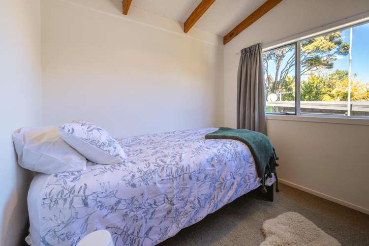 24 Te Toki Road Ostend_14