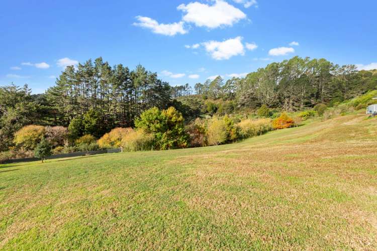 877 Weranui Road Wainui_23