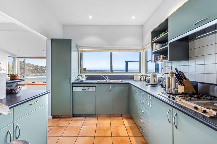 25 Whitewash Head Road Scarborough_12