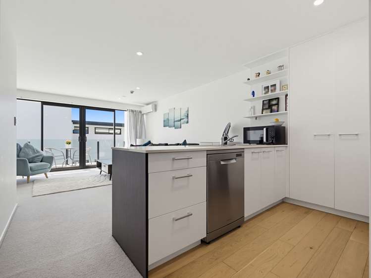 323/8 Thompson Park Road Mount Wellington_18