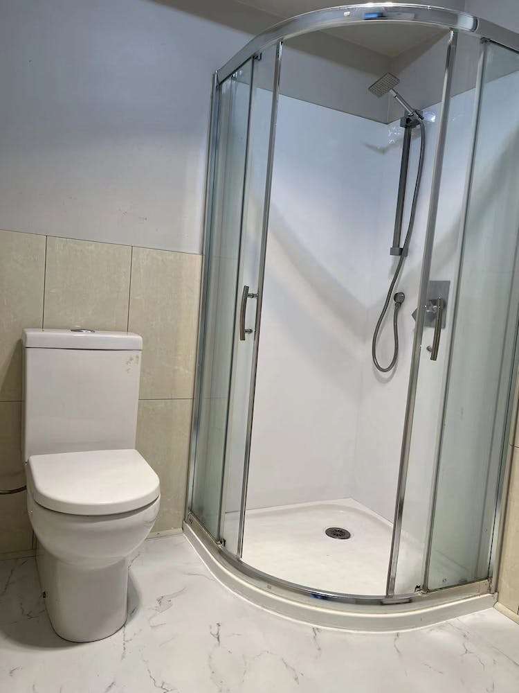 24 Bond Crescent Forrest Hill_5