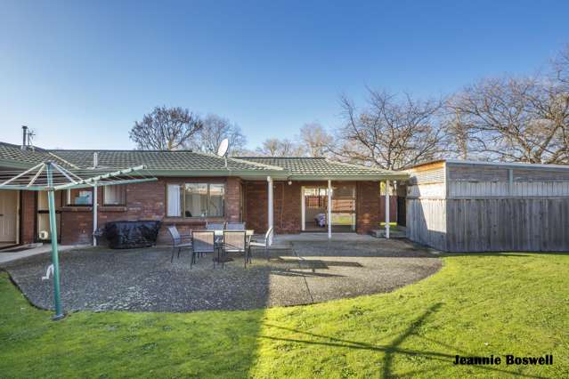 37 Chippendale Crescent Highbury_1