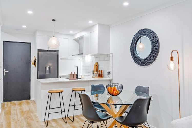 32 Wharara Lane Massey_9