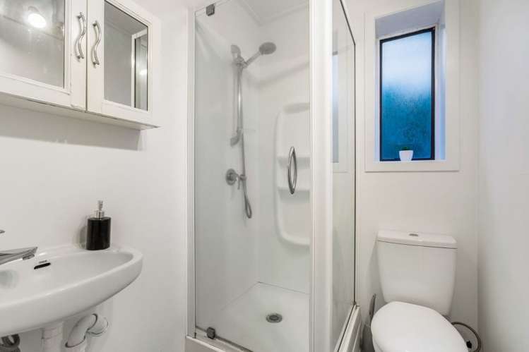 78 Seaview Road Castor Bay_9