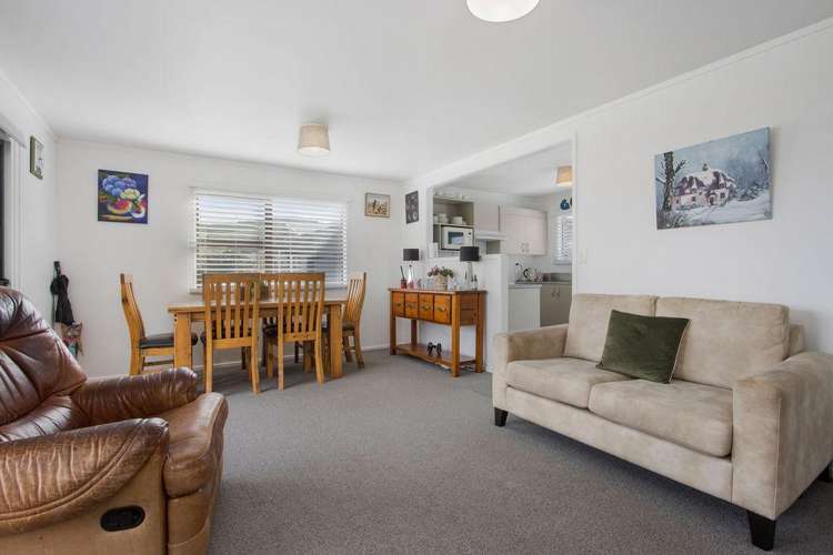 10 Carrick Roberston Place_5