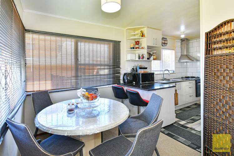 4 Ashley Avenue Mangere East_3