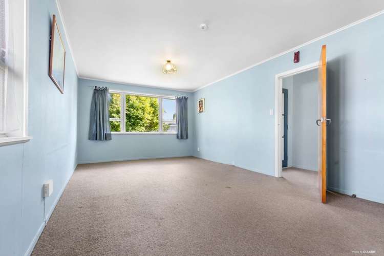 35 Riverpark Crescent Henderson_5