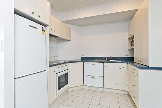 13B/1 Emily Place City Centre_3