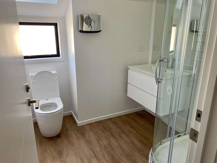 2/45 Division Street 10211_5