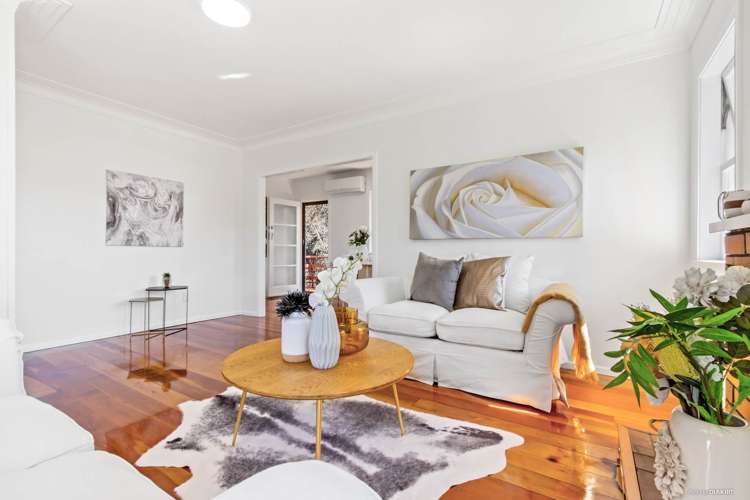 15 Hutchinson Avenue New Lynn_2