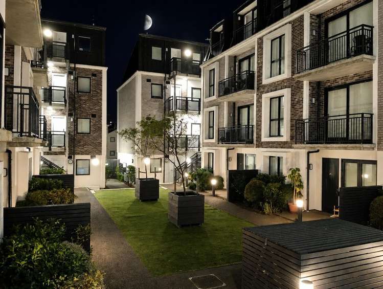 2b/16 Constable Street Newtown_14