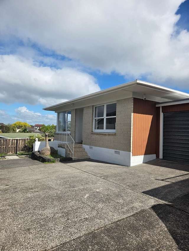 2 Bedroom - Fully Warm Home in Top street