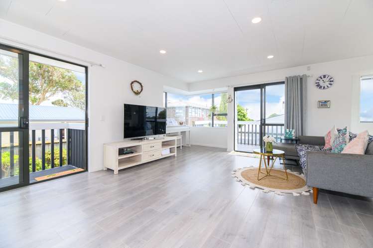2/3 Sheridan Drive New Lynn_7