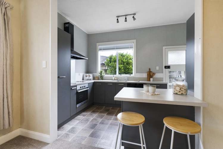 188 Brooklands Road Vogeltown_6