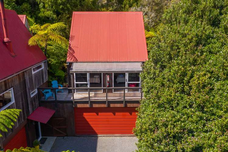 1744 Queen Charlotte Drive Anakiwa and Surrounds_16