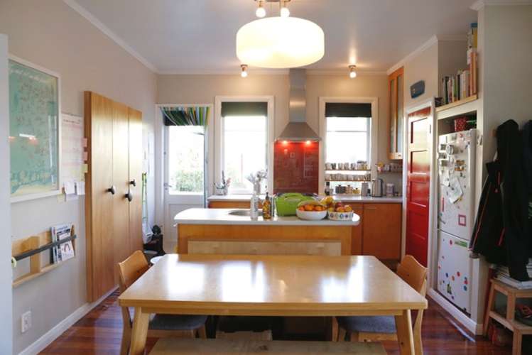 18 Derwent Crescent Titirangi_9