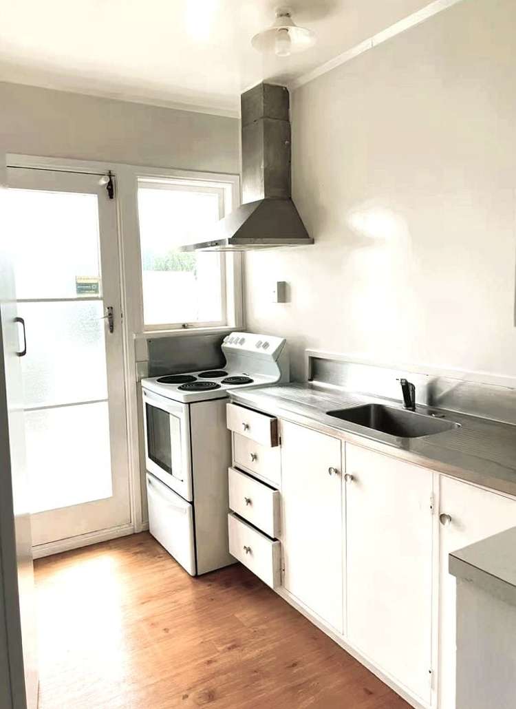 28 Landscape Road Papatoetoe_4