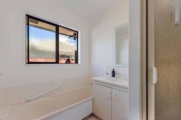 36 Willow Avenue Stoke_15