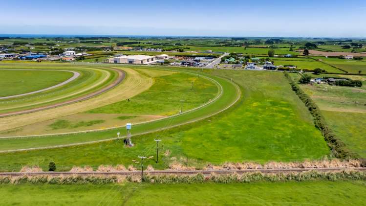 0n Waihi Road Hawera_6