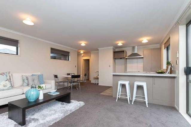 10/108 Old Farm Road 1076_1