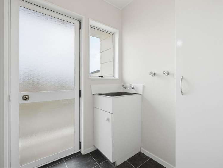 22 Price Crescent 11385_18