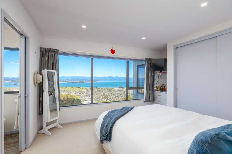 348 Princes Drive Britannia Heights_11