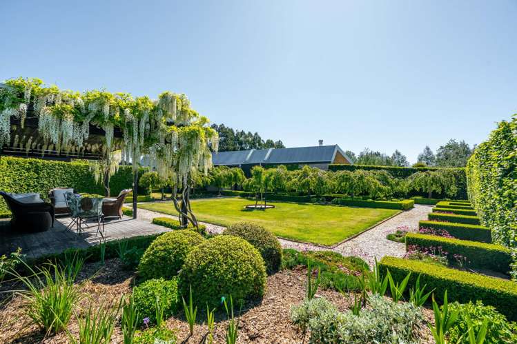 12 Campbell Drive Martinborough_29