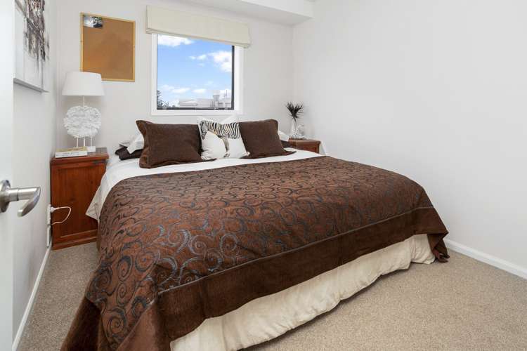 14/5 Cook Street Howick_8