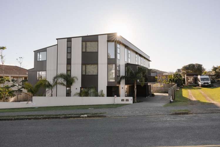 4/23 Banks Avenue Mount Maunganui_1