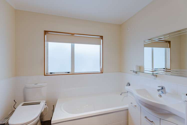 3b Meredith Way Paraparaumu Beach_11