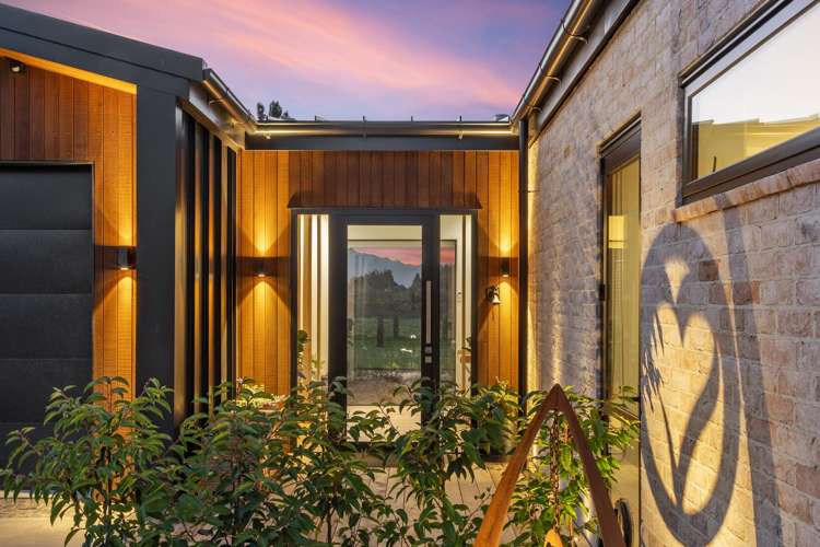 87 Black Peak Road Wanaka_29