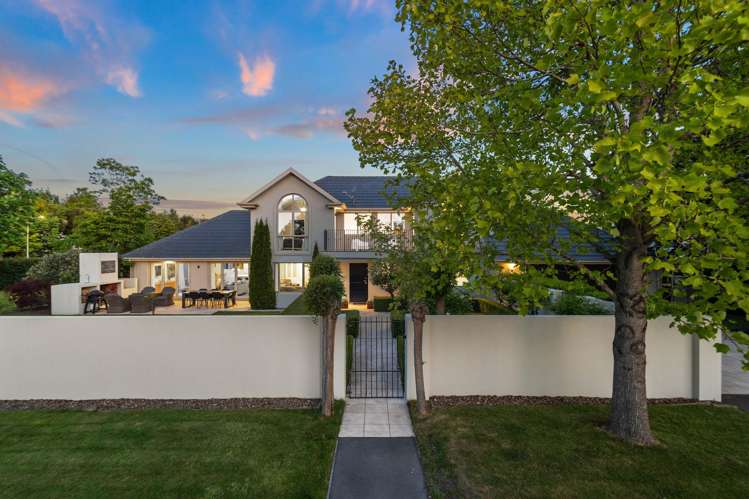 1 Springvale Gardens Harewood_27