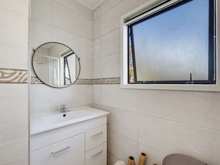 17 Dungarvon Pl Clendon Park_7