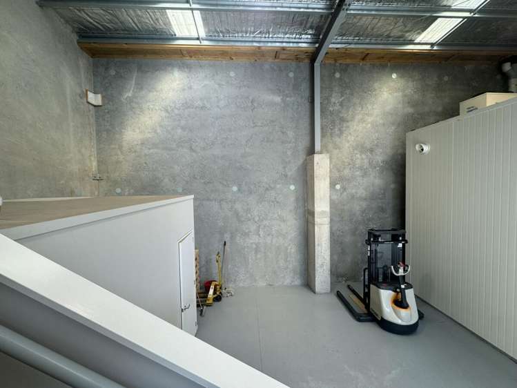 Unit 12, 33 Nga Mahi Road Sockburn_3