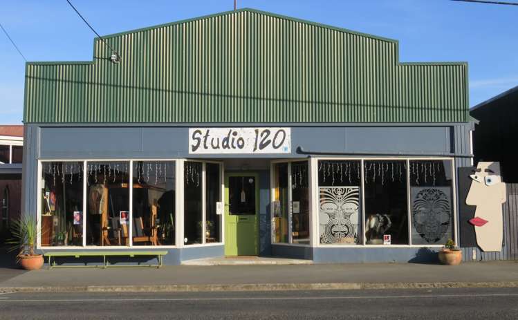 120 Palmerston Street Riverton_0