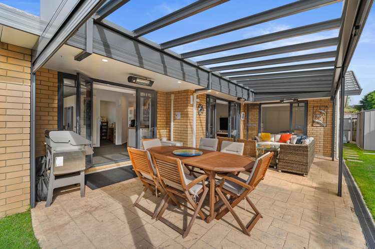 108 Lakeside Drive Orewa_13
