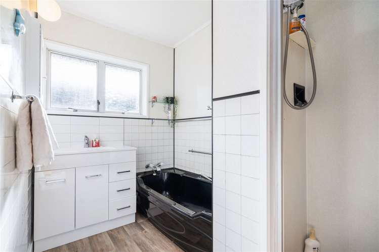 13 Oakland Avenue Woodhill_25