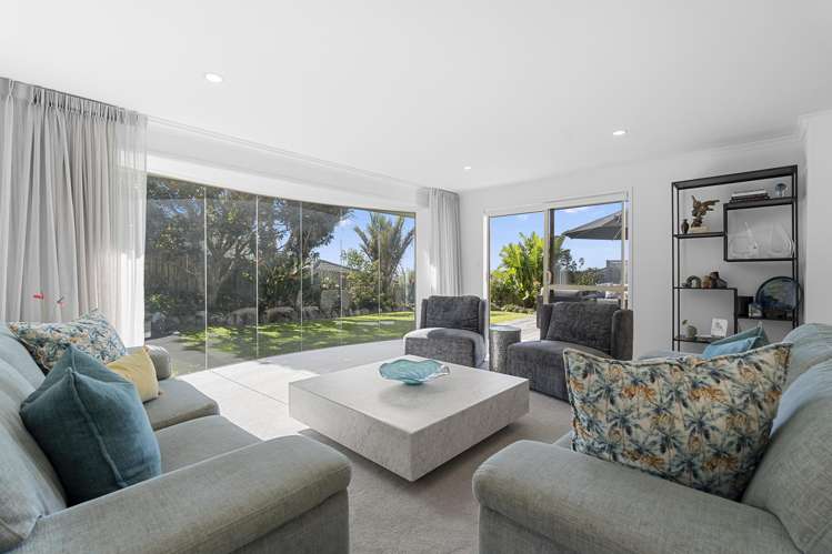 123 Grovenor Drive Orewa_5
