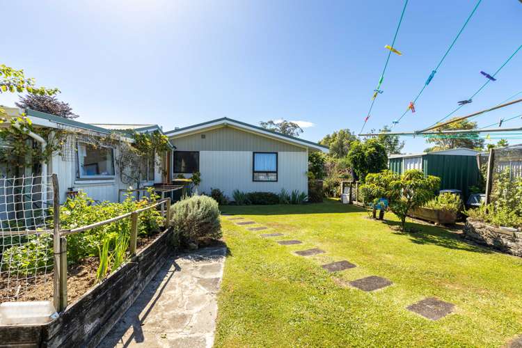 30 Takiroa Street Urenui_9